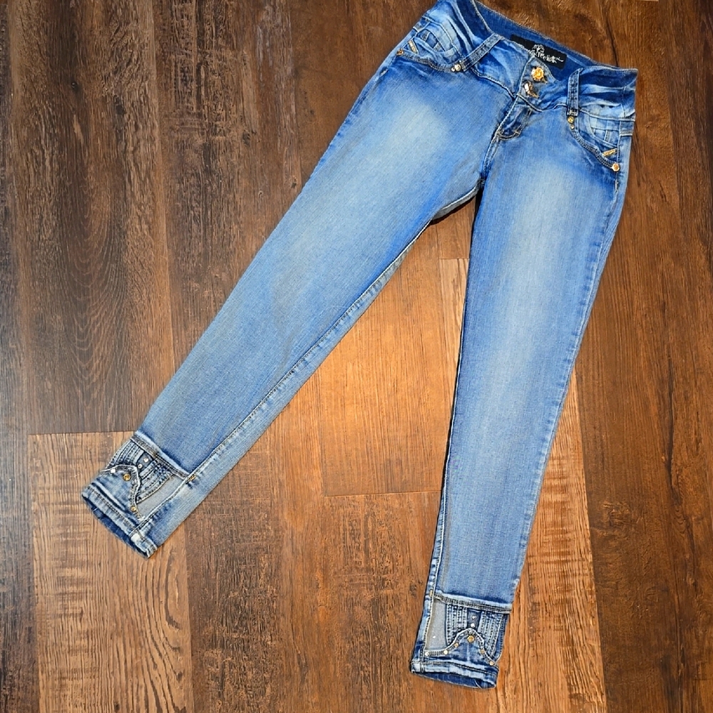 Concrete Blue Skinny Jeans with Fancy Ankle Detailing, sz 7